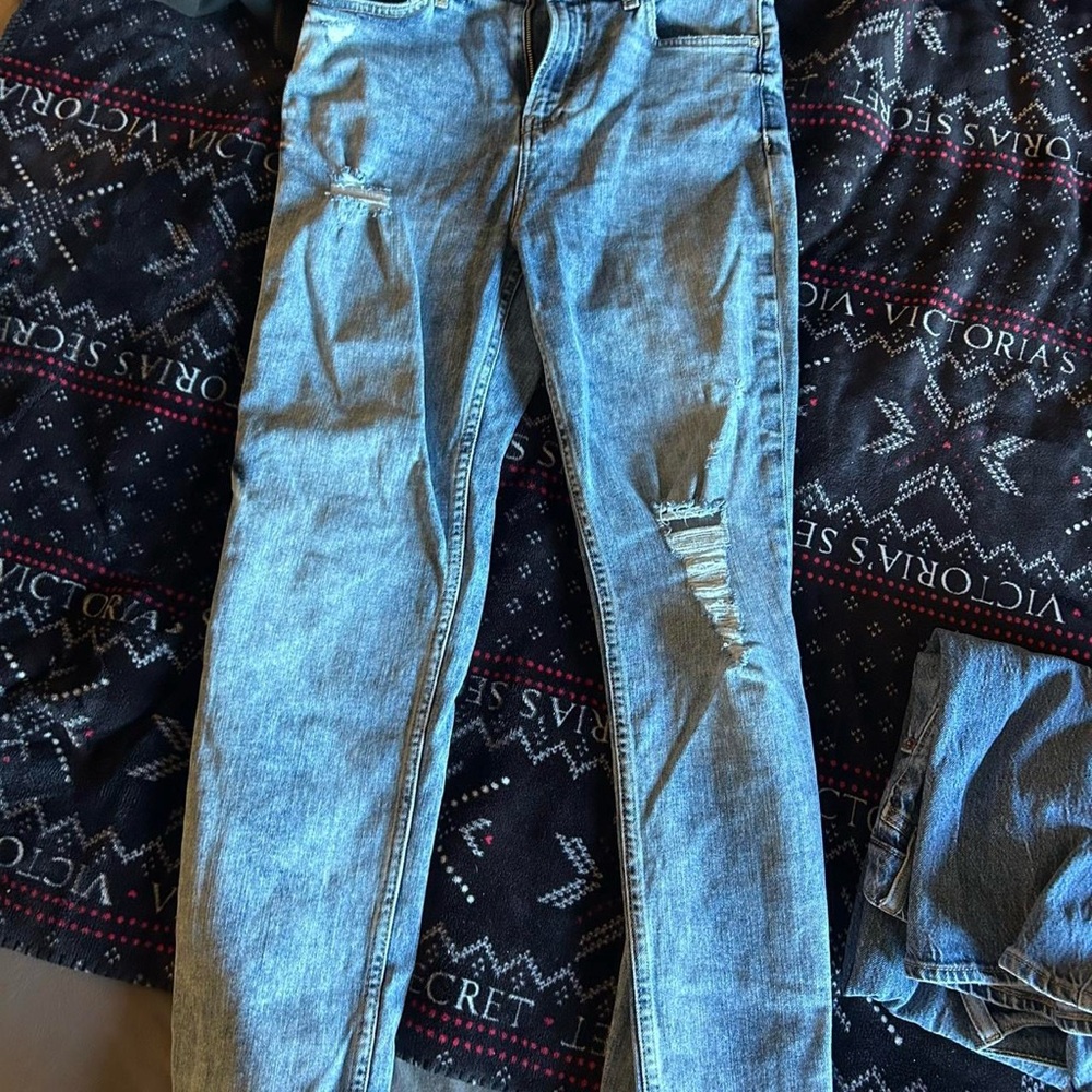 hudson distressed jeans